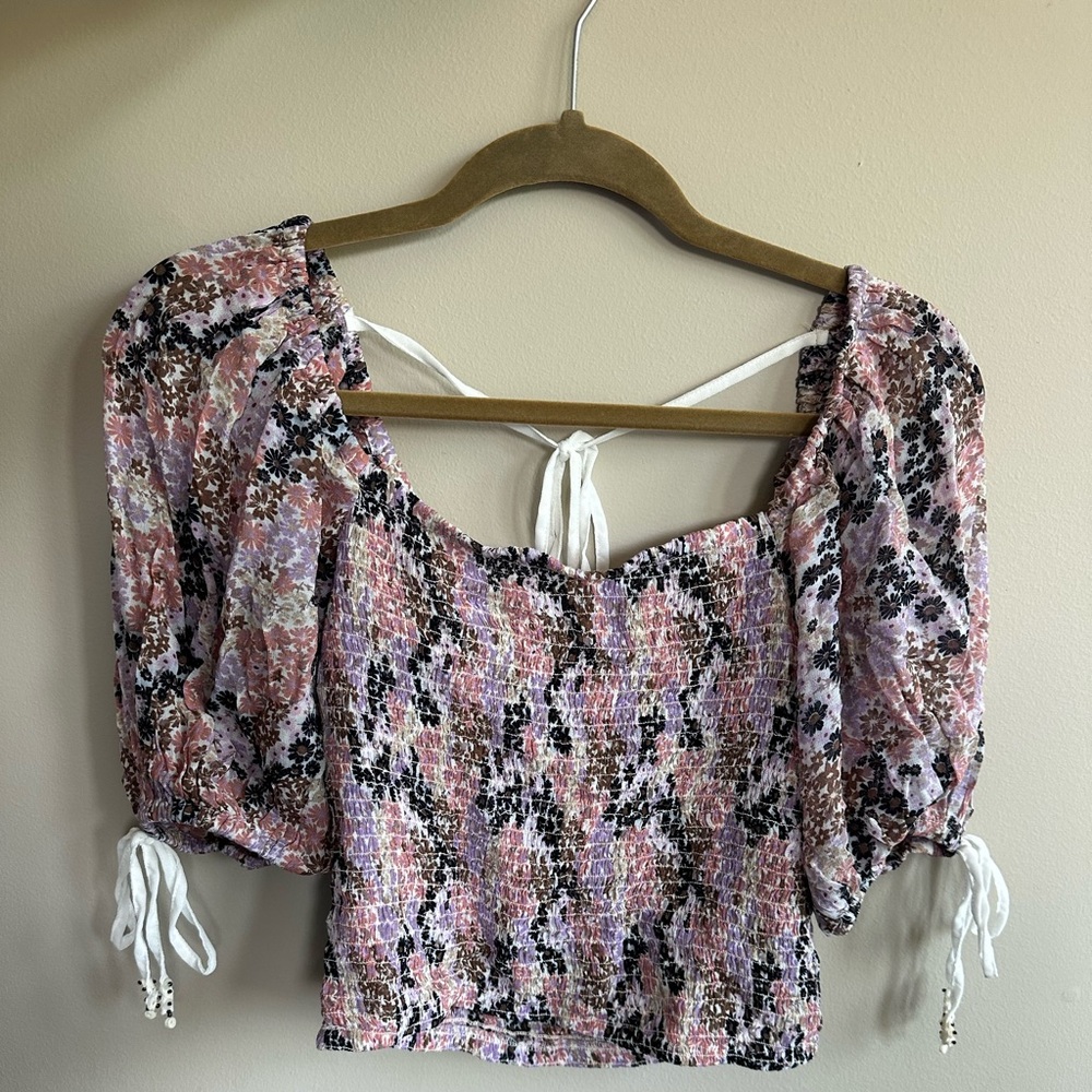 NEW WITH TAGS! Free People Back On Top Floral Puff Sleeve Crop Top